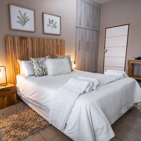 Little Eden St Lucia Apartment Luaran gambar